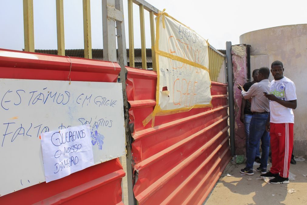 Centrais sindicais angolanas anunciam greve geral na função pública para março