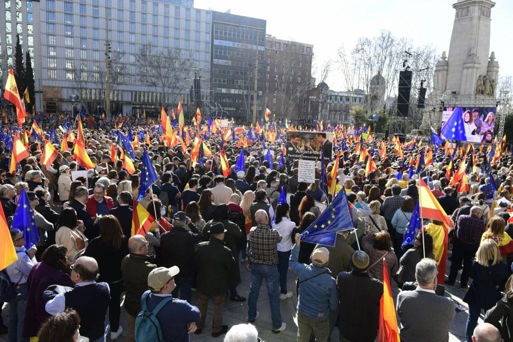 Mais de 70 mil pessoas em manifestação do PP contra Lei da Amnistia de Pedro Sánchez