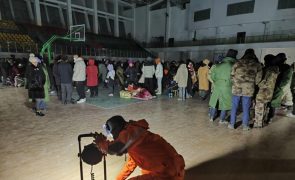 Terramoto de magnitude 5,7 atinge região de Xinjiang, no noroeste da China