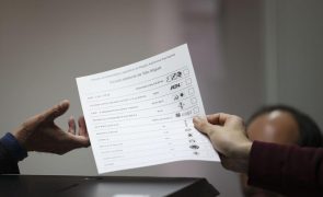Afluência às urnas nos Açores 13,77% até às 11:00