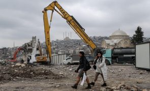 UE financia com 400 mihões de euros reconstrução pós-sismo na Turquia