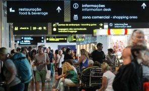 Mau tempo faz cancelar mais de duas dezenas de partidas e chegadas no aeroporto da Madeira