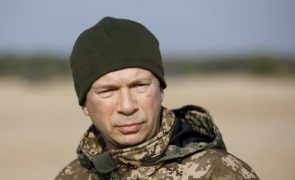 Novo chefe das forças armadas ucranianas pede aperfeiçoamento para derrotar Rússia
