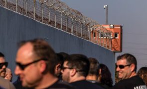 Guardas prisionais iniciam hoje greve às diligências