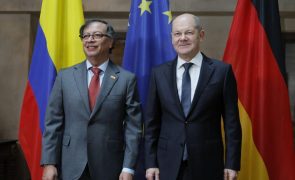 Presidente colombiano pede eleições livres para Venezuela e desbloqueio dos EUA