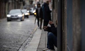 Pobreza e exclusão extremas subsistem em Portugal - Cáritas