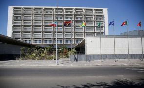 Banco de Cabo Verde defende nulidade de leilões da segurança social