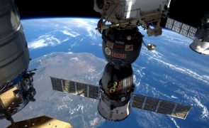 Nove baterias usadas da Estação Espacial Internacional reentram hoje na atmosfera