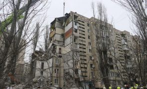 Ataque ucraniano faz um morto e mísseis russos causam nove feridos