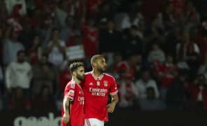 Benfica vence Casa Pia e sobe provisoriamente à liderança da I Liga