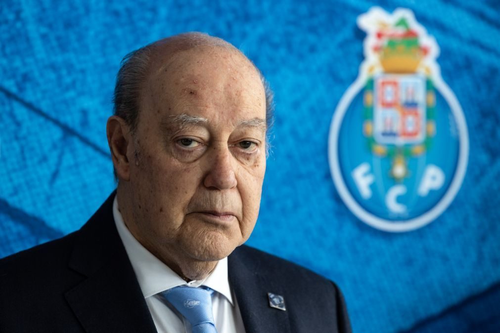 Pinto da Costa muda cinco dos seis vice-presidentes na recandidatura ao FC Porto