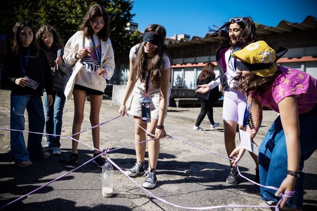 Mais de 600 alunos celebram Dia da Educação de Surdos em escola inclusiva do Porto
