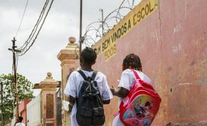 Angola vai introduzir inglês e francês na 5.ª e 6.ª classes a partir de 2025