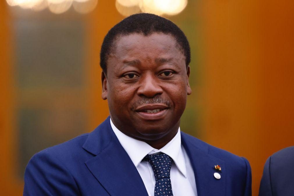 Faure Gnassingbé promulga nova Constituição do Togo que o perpetua no poder