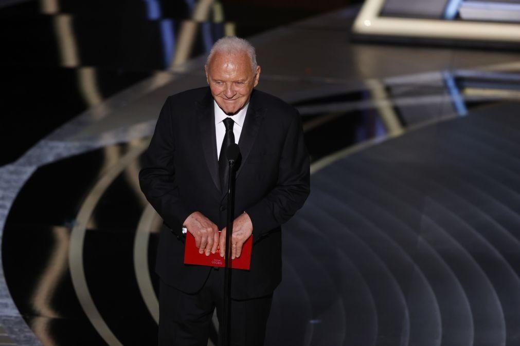 Série protagonizada por Anthony Hopkins e com ator português estreia-se em julho