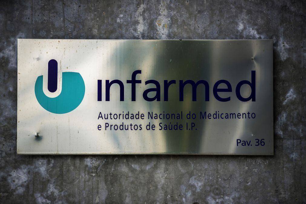 Infarmed repôs medicamento para cancro em rutura importando em língua estrangeira