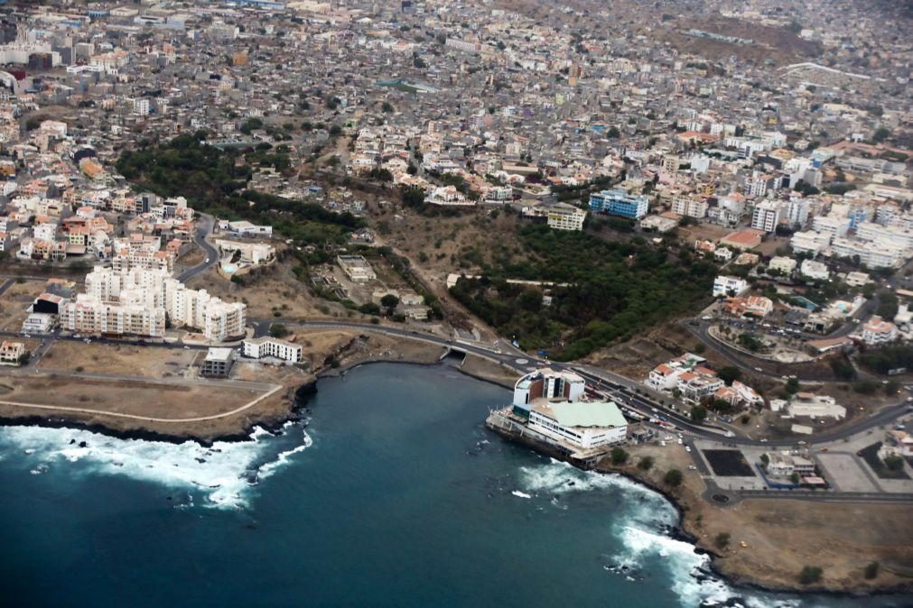 Antigo autarca da capital de Cabo Verde disponível para investigação