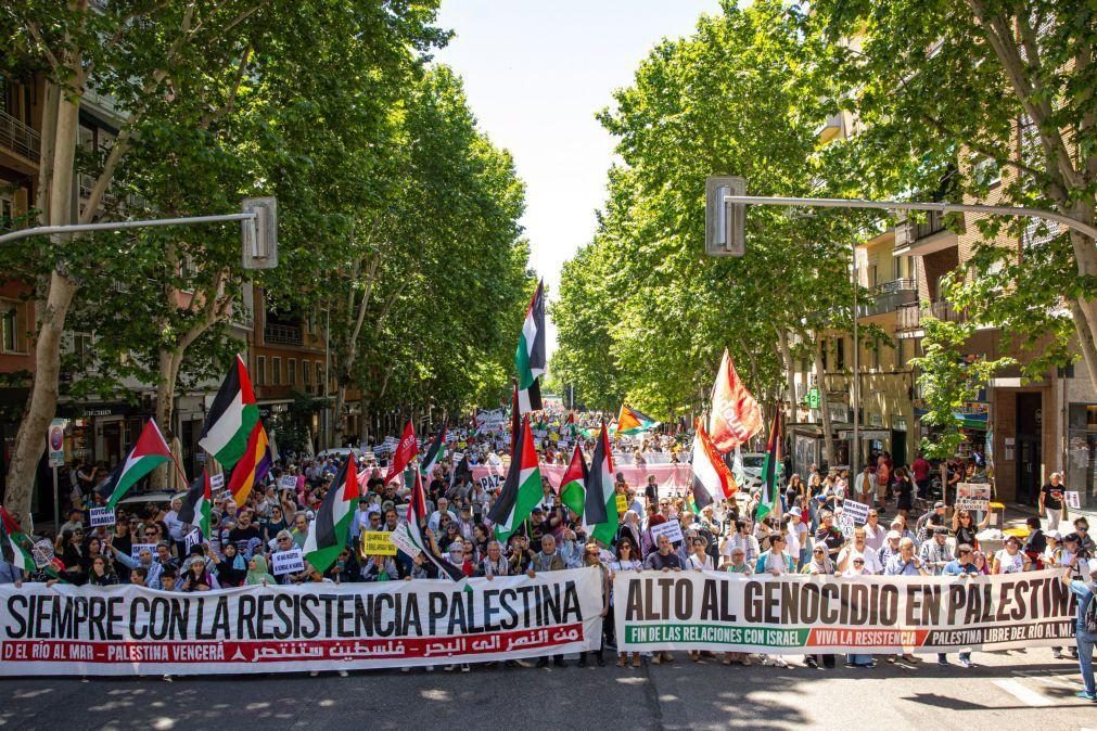 Cerca de 4.000 desfilam em Madrid em apoio à Palestina e rutura com Israel