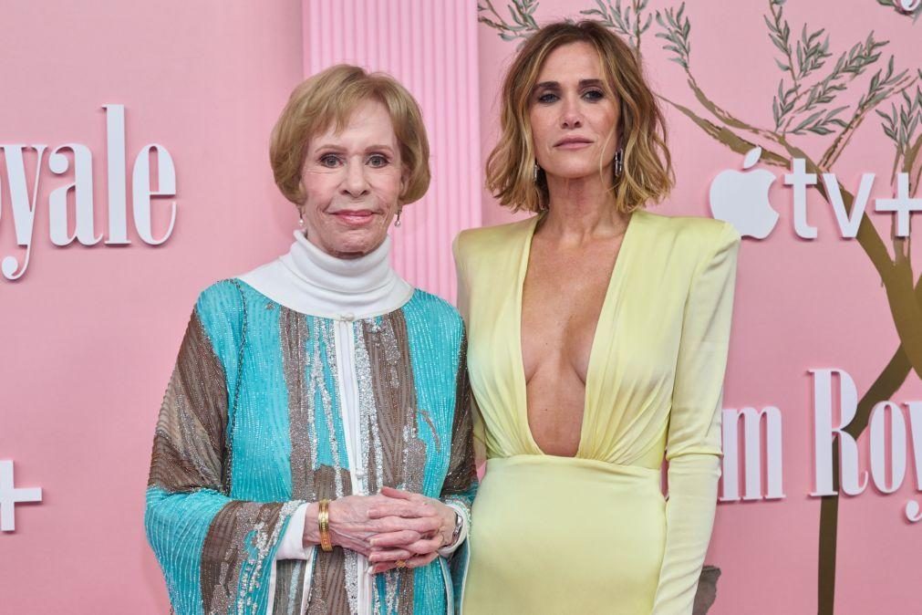 Criador da nova série da Apple com Kristen Wiig e Carol Burnett é luso-americano