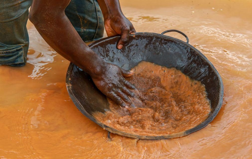 Garimpo ilegal é um dos principais desafios do setor das minas em Moçambique