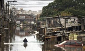 Novas tempestades agravam inundações no sul do Brasil