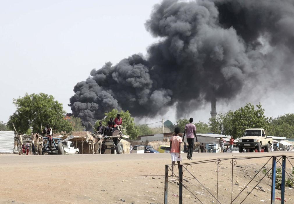 Pelo menos 30 mortos e 60 feridos em confrontos entre rebeldes e militares no Darfur