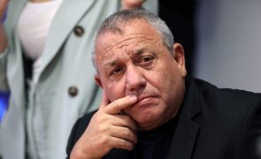 Ex-chefe do exército israelita pede ao parlamento que trave ofensiva em Rafah
