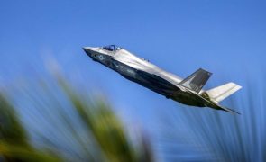 Israel fecha acordo com EUA para compra de mais 25 F-35 por 3.000 milhões de dólares