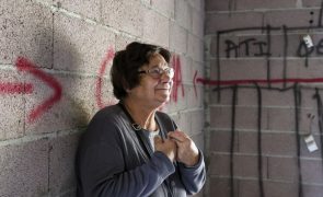 Alzira de 79 anos espera desde 2017 pela sua casa destruída pelos incêndios