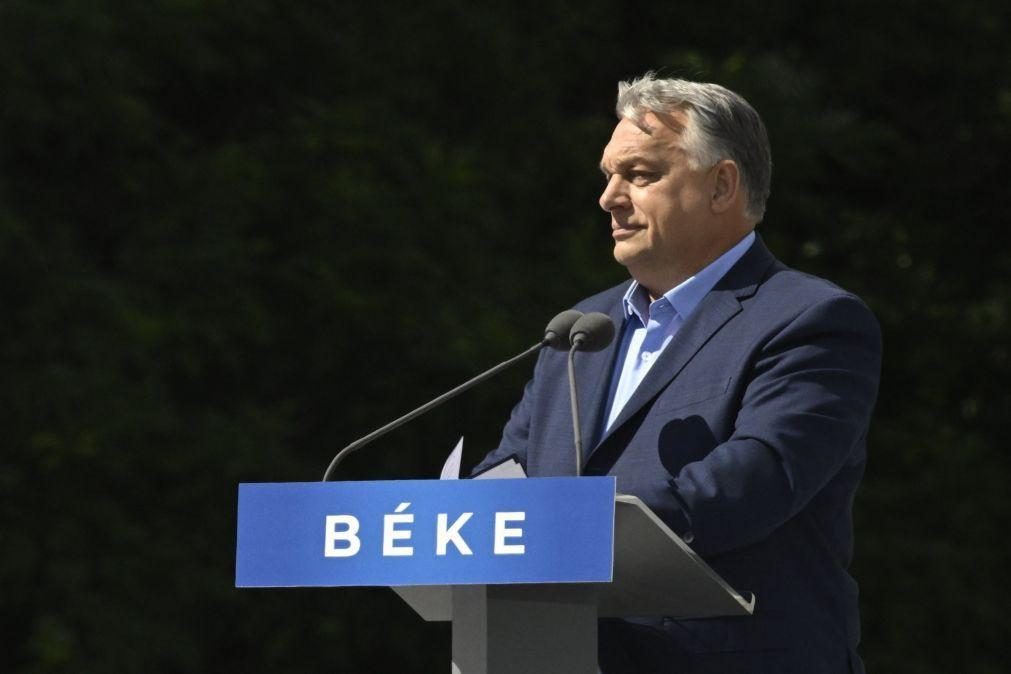 PM húngaro associa paz na Ucrânia com o triunfo da direita nas eleições europeias