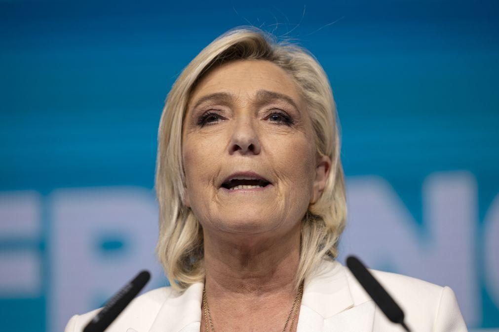 Marine Le Pen afirma que está pronta para governar