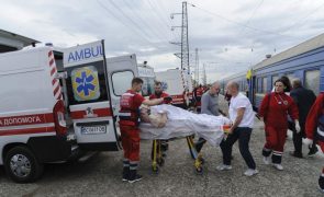 Primeiro grupo de feridos de guerra da Ucrânia chega sexta-feira a Portugal