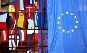 Governo vai criar comissão para comemorar 40 anos de adesão à CEE
