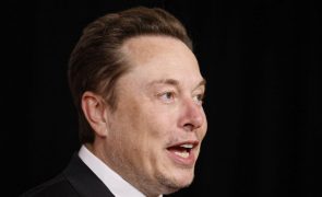 Musk anuncia que acionistas da aprovaram o seu plano salarial por 