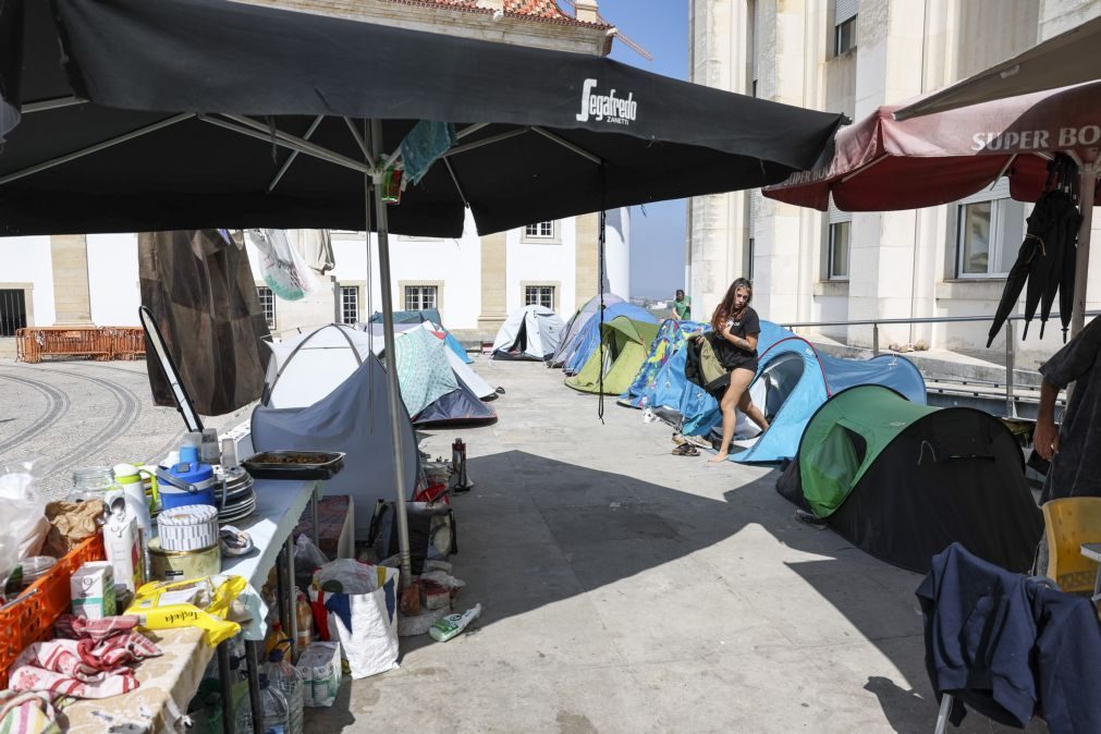 Estudantes de Coimbra acampados há quase um mês em luta pela Palestina