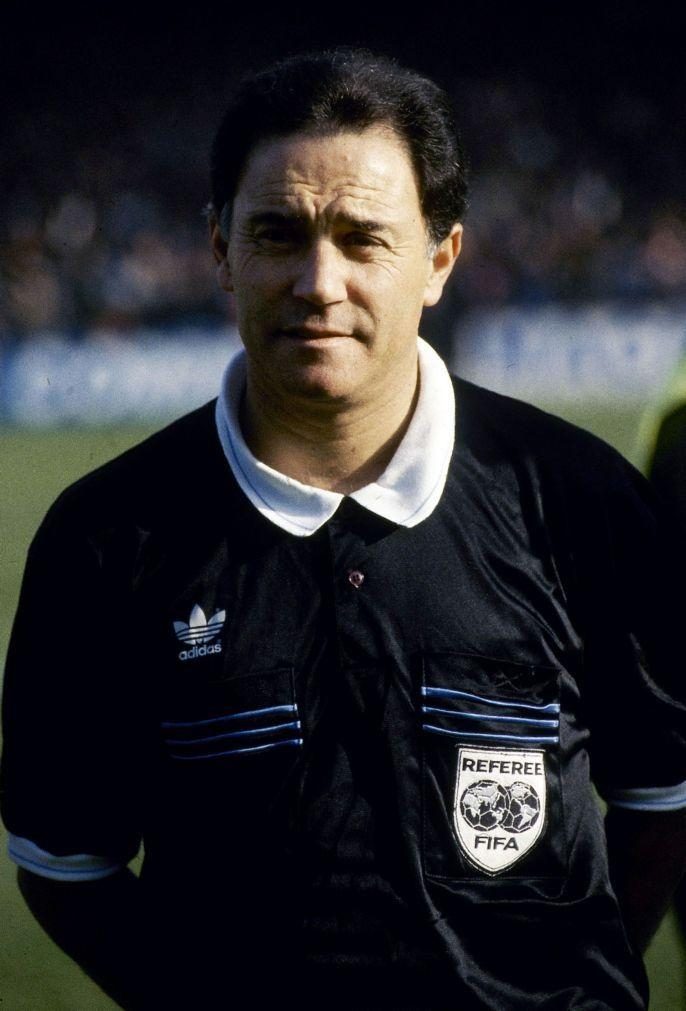 Morreu antigo árbitro internacional de futebol Carlos Valente, aos 77 anos