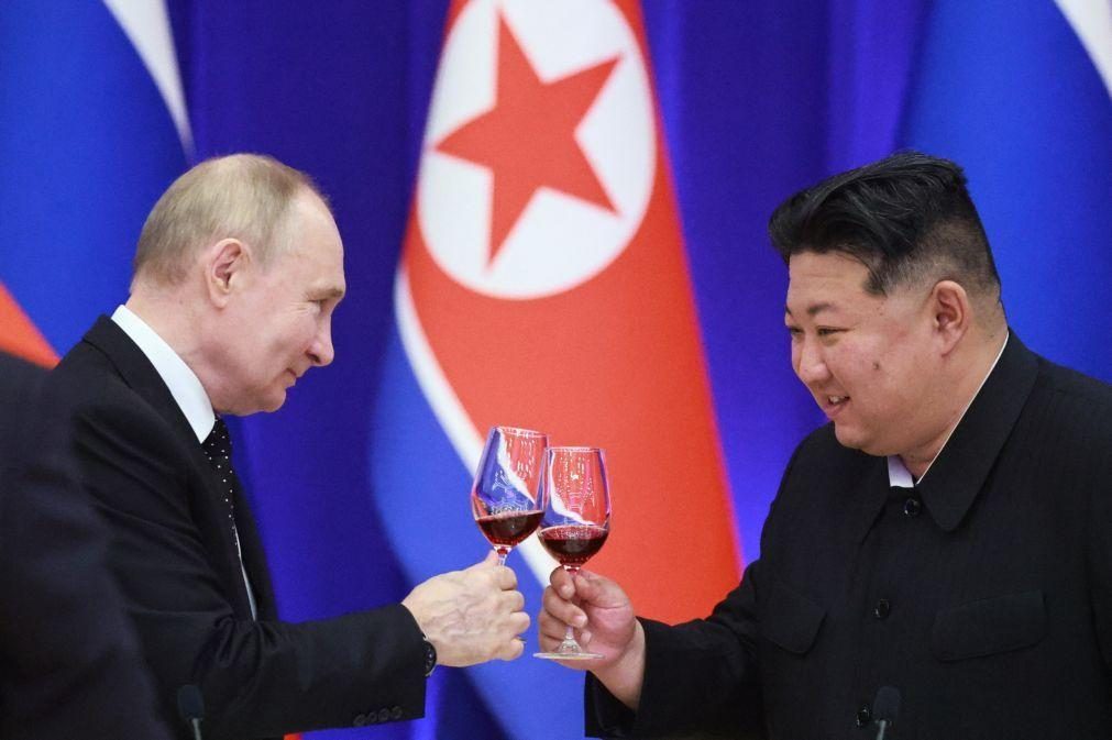 Putin admite envio de armas à Coreia do Norte e adverte Seul