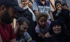 Pelo menos 52 mortos em bombardeamentos contra campo de refugiados em Gaza