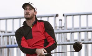 Golfista Tomás Melo Gouveia sobe a sétimo no Open da Bretanha