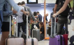 PJ detém três homens com 140 mil doses de cocaína no aeroporto de Lisboa