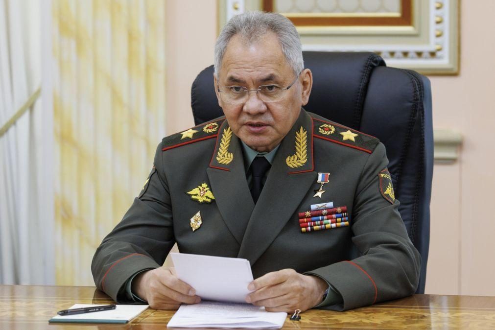 TPI emite mandados de captura para ex-ministro russo da Defesa