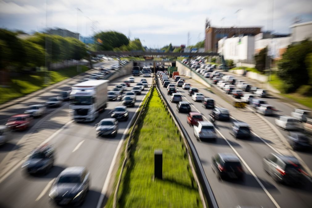 Mercado automóvel cresce 7,8% no primeiro semestre - ACAP