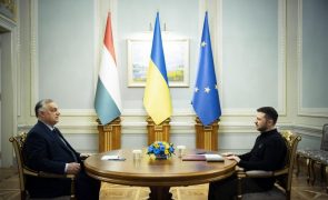 Zelensky quer paz justa e Orbán pede cessar-fogo para negociações
