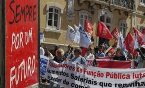 Algumas centenas pedem em Lisboa melhores condições para função pública