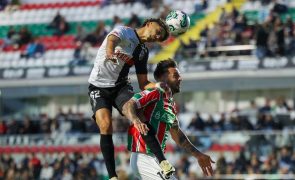 Miguel Lopes renova contrato com Estrela da Amadora por mais uma temporada