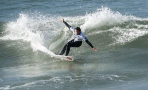 Surfista Francisca Veselko nos oitavos de final do Balito Pro