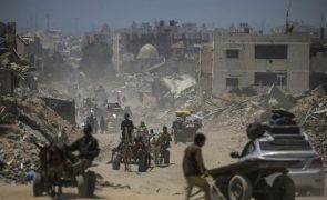 Emissário israelita esperado hoje no Qatar para discutir cessar-fogo em Gaza