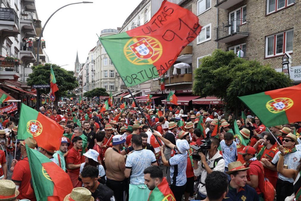 Bairro português de Hamburgo em festa e sem medo dos franceses