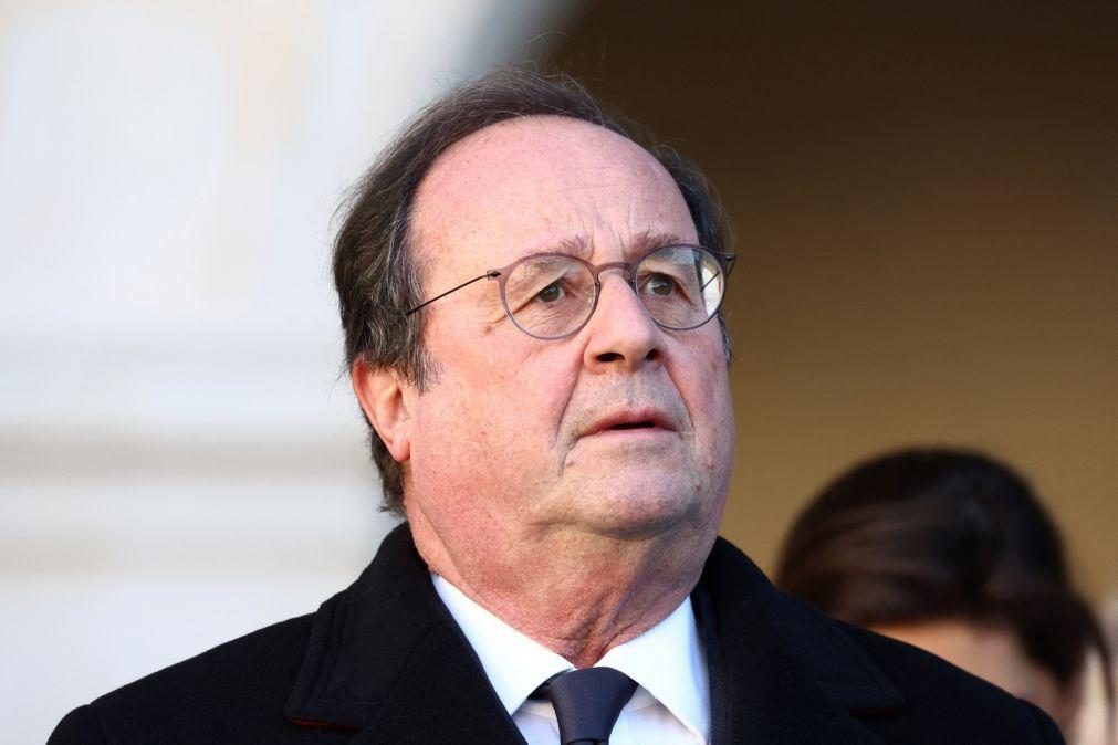 França: Ex-presidente François Hollande pede a esquerda que pacifique o país