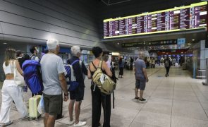 Detido suspeito com 25 mil doses de cocaína no aeroporto de Lisboa